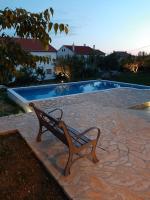 Holiday Home Nevera - B&B