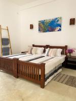 Deluxe Double Room with Garden View and Balcony