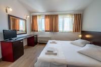 Studio Apartment (2 Adults)