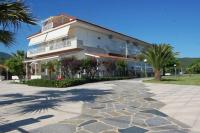 Villa Dimitris Apartments & Bungalows - B&B