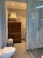 Familiekamer met Eigen Badkamer