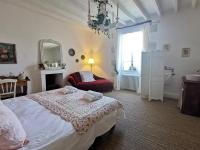 Double Room with Private External Bathroom