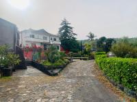 Villa Alessio - Case Vacanza con Piscina sull'Etna - B&B