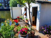 B&B Amsterdam - Romantic quiet studio on the canal - Bed and Breakfast Amsterdam