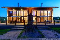 Lakeside Three-Bedroom Apartment with Sauna