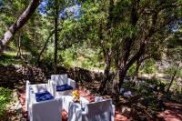 Deluxe Bungalow with Garden View