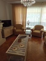 Golden mirror in Kavala - B&B Kavala