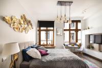 Art Design King Bed Studio Apartment In Old Town - Bed and Breakfast Riga