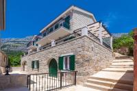 Rustic Villa Nina - Dalmatian Stone Mansion - B&B Tučepi