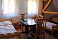 Familienzimmer mit eigenem externen Bad