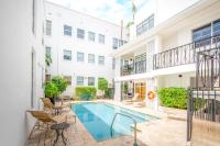 B&B Miami Beach - Fountain condo 2 story Pool BBQ Balcony - Bed and Breakfast Miami Beach