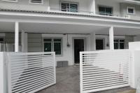 Bricks Terrace House 4R 3BR (Near to Night Market) - B&B