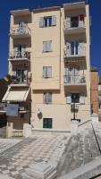 Renas Cosy Apartment - B&B