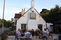 B&B Lymington - Monkey Brewhouse - Bed and Breakfast Lymington