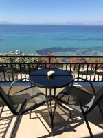 Triple Room with Sea View
