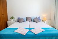 Deluxe Double Room (2 Adults + 1 Child)