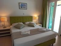 Apartment (3-4 Adults)