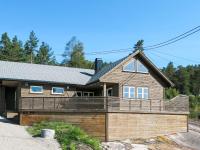 B&B Øyuvstad - Chalet Doghouse - SOW048 by Interhome - Bed and Breakfast Øyuvstad