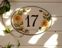 Dieses kleine Doppelzimmer verfügt über ein Innenfenster.