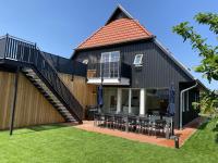 B&B Born - FH Magnolia fuer 12 Pers. mit Terrasse + Dachterasse - Bed and Breakfast Born