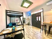 Deluxe King Studio