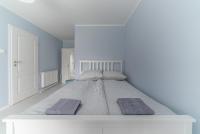 Dreibettzimmer mit Balkon
