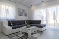 Holiday House Gavran - B&B
