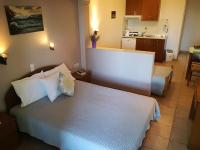Studio (3 Adults)