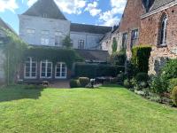 Villa Theresa à 25 min de PAIRI DAIZA - B&B Soignies