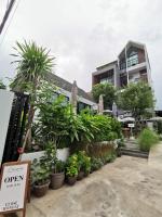 DAAD FAH home and cafe - Ferienwohnung Phetchaburi