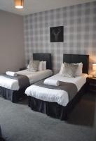 B&B Falkirk - Kelpies Serviced Apartments McDonald- 2 Bedrooms - Bed and Breakfast Falkirk