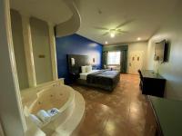Suite mit Kingsize-Bett und Whirlpool - Nichtraucher