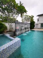 Secret Garden Warni Villa (MUAR)