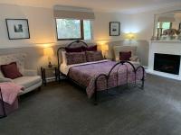 One-Bedroom Cottage