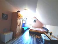 Vierpersoonskamer met Badkamer