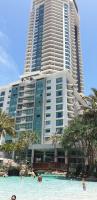 Crown Towers Resort Private Apartments - B&B