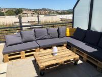 Appartement T3 neuf Sur les toits avec terrasse - B&B