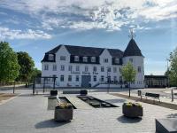 GlamsBjergHus - B&B