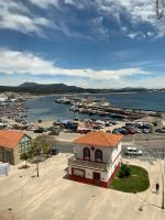 B&B Santa Uxía de Ribeira - Piso en el malecón de Riveira con vistas a las Rias Baixas. Ideal para familias. 140m - Bed and Breakfast Santa Uxía de Ribeira