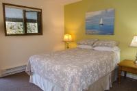 Zimmer mit Queensize-Bett und Terrasse