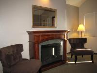 Deluxe Queen Room with Partial Ocean View