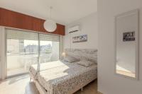 B&B Larnaca - Furnished Seafront Studio - Bed and Breakfast Larnaca