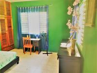 Queen Room with Shared Bathroom