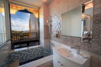 Double Room with Balcony and Sea View