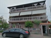 Ο Ακλόνητος - B&B Néa Meságkala