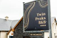 Twin Peaks B&B - Bed and Breakfast Doolin