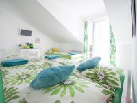 Chambre Triple avec Salle de Bains Privative