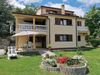 Apartman Lori - B&B