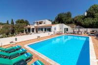 B&B Carvoeiro - Casa Ouricos Large Pool BBQ Walk to beach - Bed and Breakfast Carvoeiro