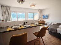 Appartement met uitzicht op het meer